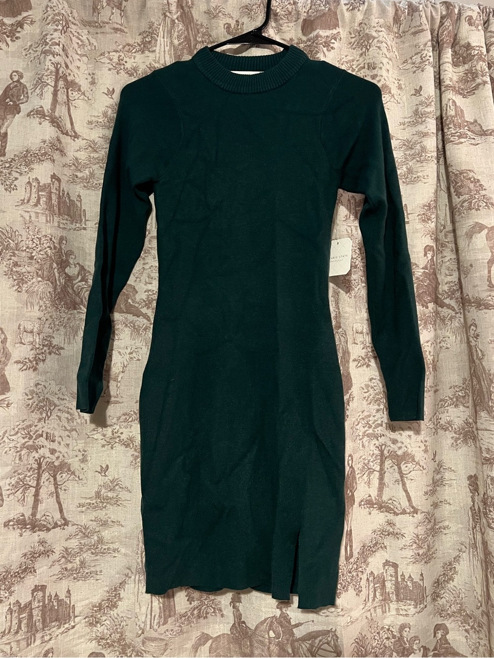 altar'd state sweater dress NWT Green Fitted This long sleeve sweater top twofer dress is perfect for effortless style Altar'd State Lyssandra Pleated Sweater